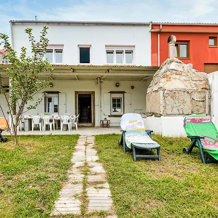 Stunning In With Kitchen Holiday home *